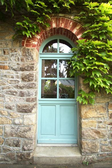 Menuiserie extérieure : porte maison bretonne